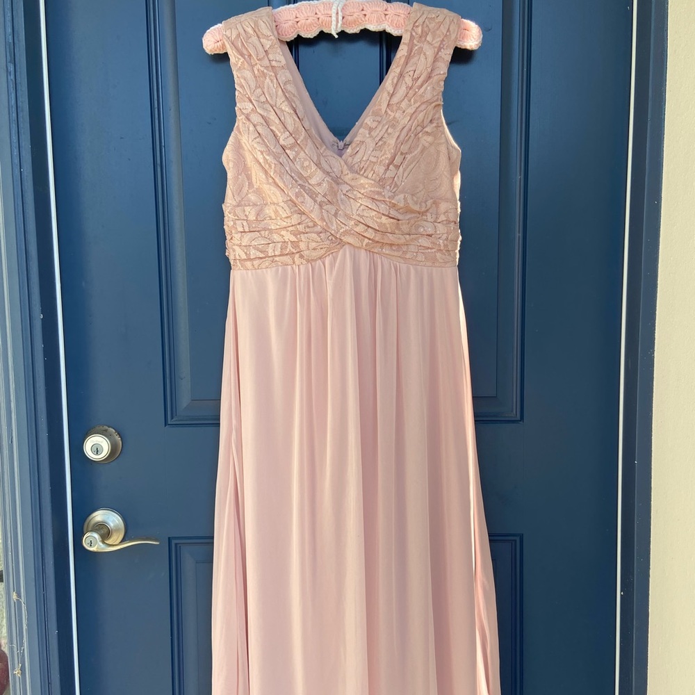 Elegant Blush Pink V-Neck Sleeveless Maxi Dress